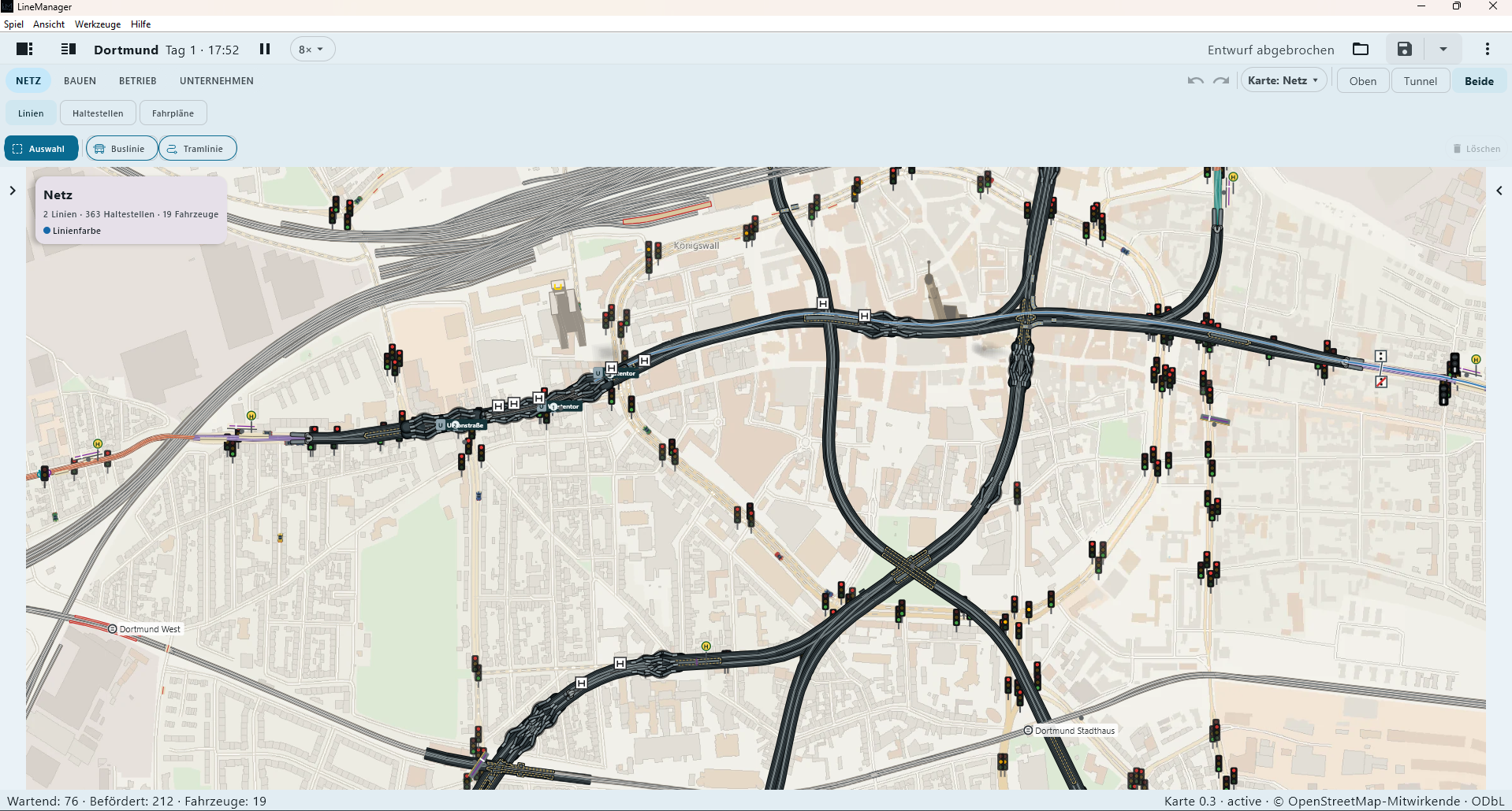 LineManager zeigt das Dortmunder Stadtzentrum mit einem dichten Straßenbahnnetz, Haltestellen und Signalen.